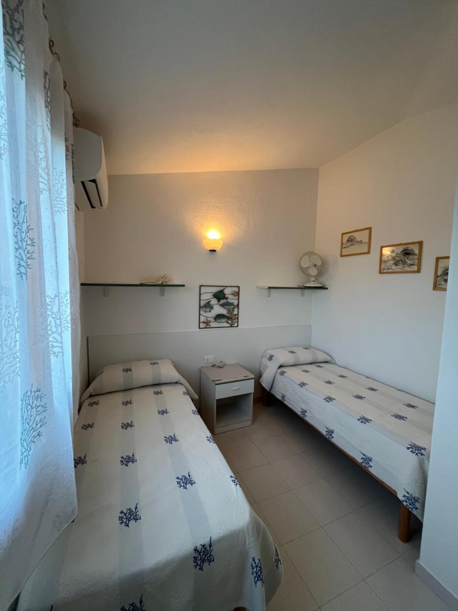 Casa Sviluppata Su Due Piani Con Doppia Veranda E Parcheggio Privato San Teodoro  Exterior foto